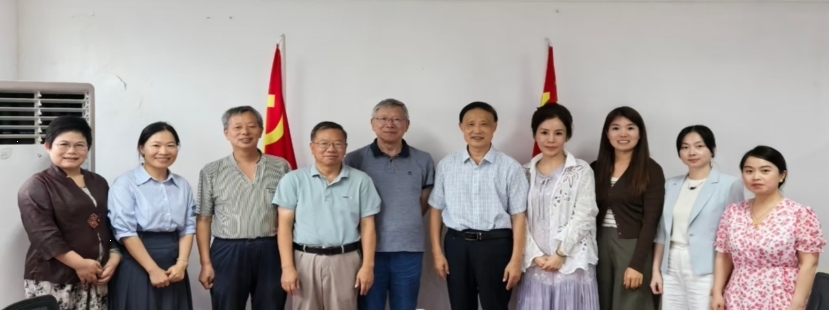 能图资本熊芬受邀参加中国化工作家协会上海创作基地新老作家座谈会